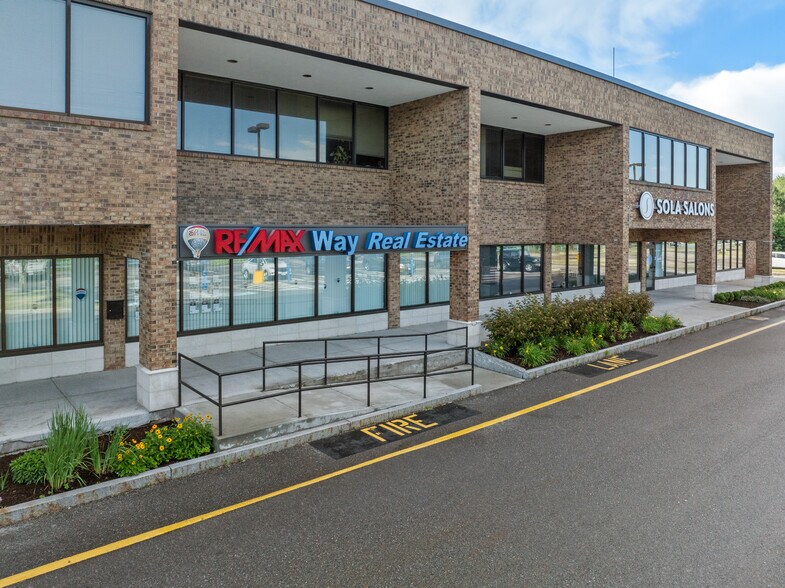 More Photos Of 95-105 Eastern Ave, Dedham Office For Lease