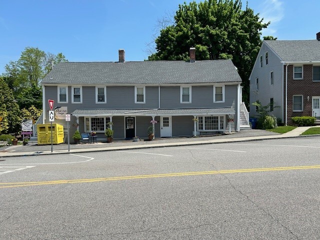 Primary Photo Of 33 Main St, Albion Medical For Lease