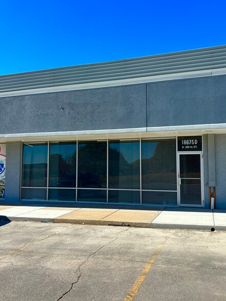 More Photos Of 18675 E 39th St, Independence Unknown For Lease