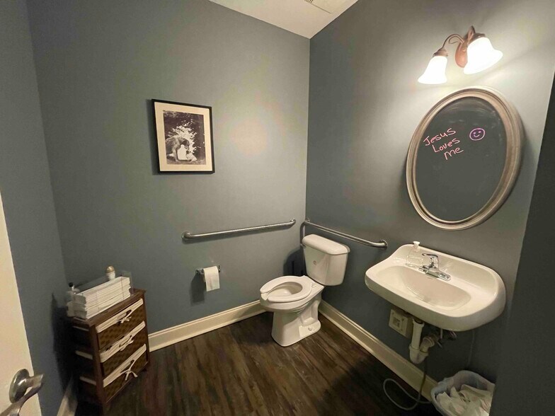 More Photos Of 3950 Cobb Pky NW, Acworth Office For Lease