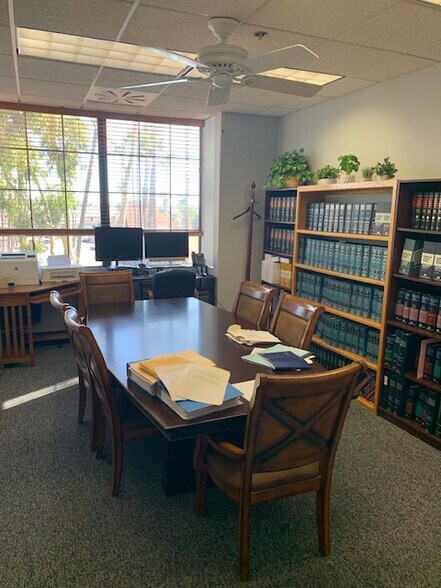 More Photos Of 1015 Chestnut Ave, Carlsbad Office For Sale