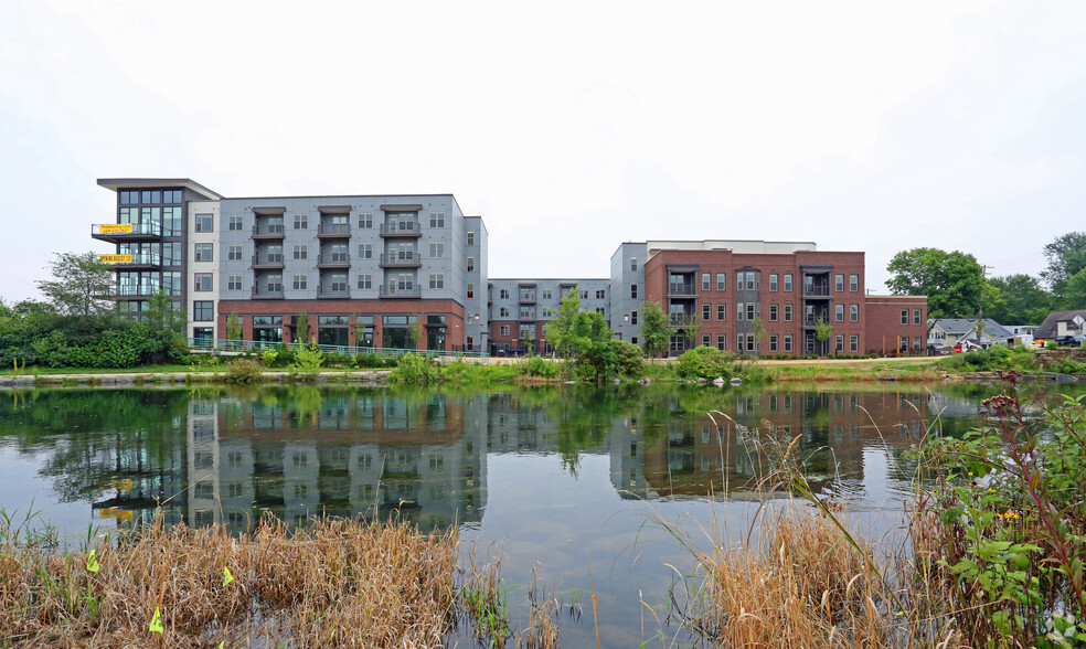 Primary Photo Of 1815 E Washington Ave, Madison Apartments For Lease