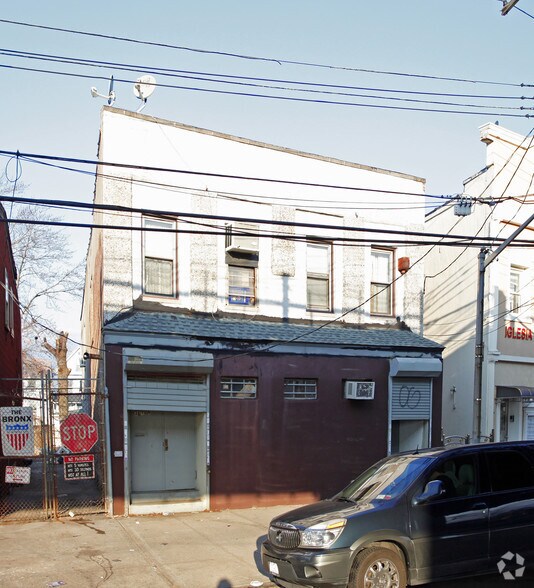 More Photos Of 4551 White Plains Rd, Bronx Storefront Retail Residential For Sale