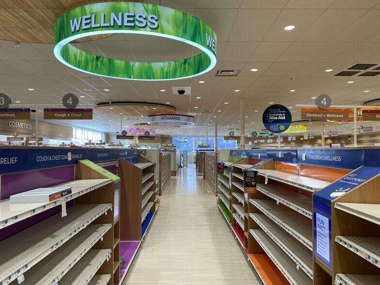 More Photos Of 1458 Mount Pleasant Rd, Chesapeake Freestanding For Sale