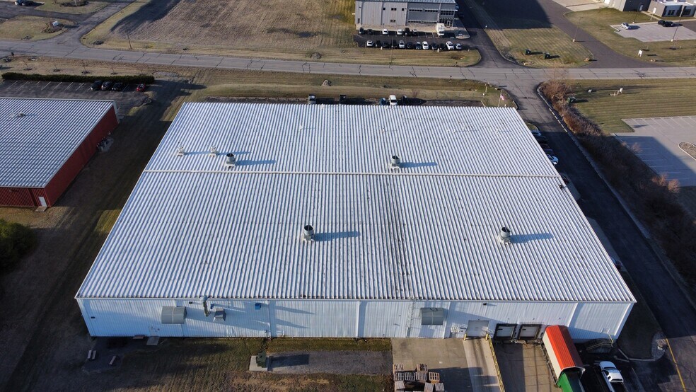 More Photos Of 4447 E Park 30 Dr, Columbia City Manufacturing For Sale