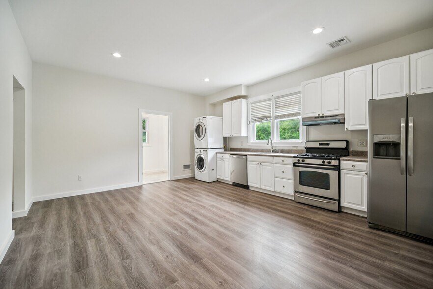 More Photos Of 534 Durie Ave, Closter General Retail For Lease