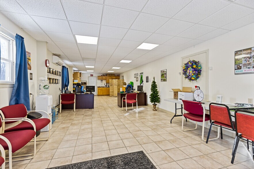 More Photos Of 120 Drummond Ave, Waterville Freestanding For Sale
