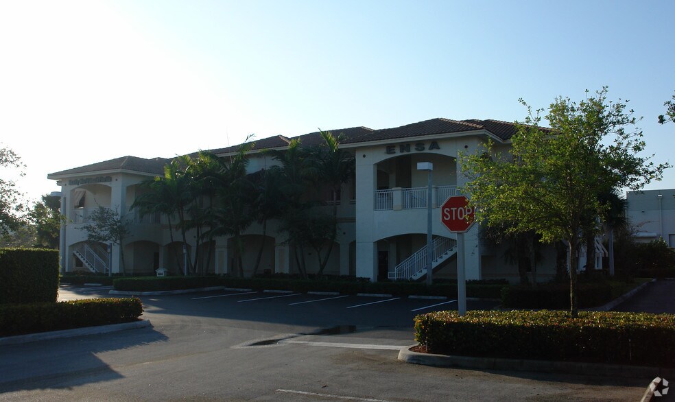 More Photos Of 2883 Executive Park Dr, Weston Office For Sale