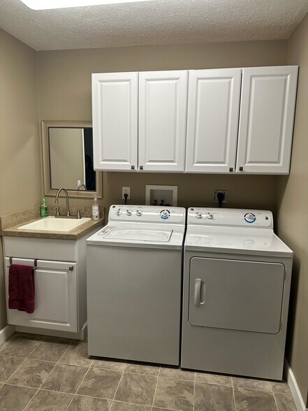 More Photos Of 10714 Main St, Mantua Storefront Retail Residential For Sale