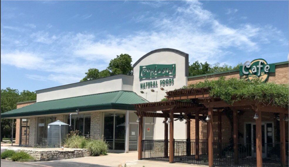 Primary Photo Of 200 W Congress St, Denton Office For Sale