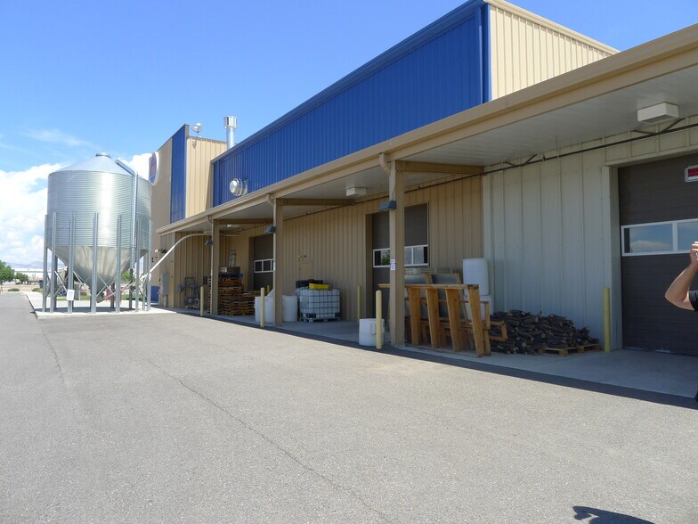 More Photos Of 905 Struthers Ave, Grand Junction Restaurant For Sale