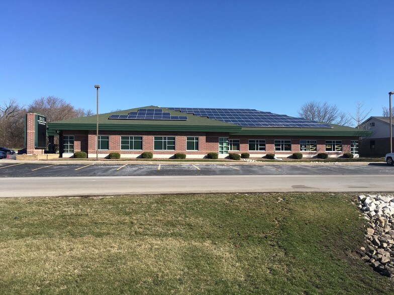 More Photos Of 144 E Summit Ave, Wales Medical For Sale