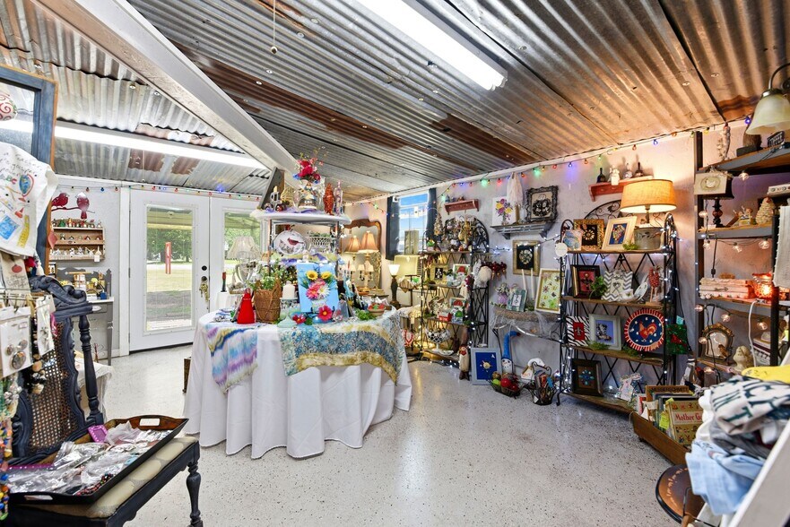 More Photos Of 9282 State Highway 75 S, New Waverly Freestanding For Sale