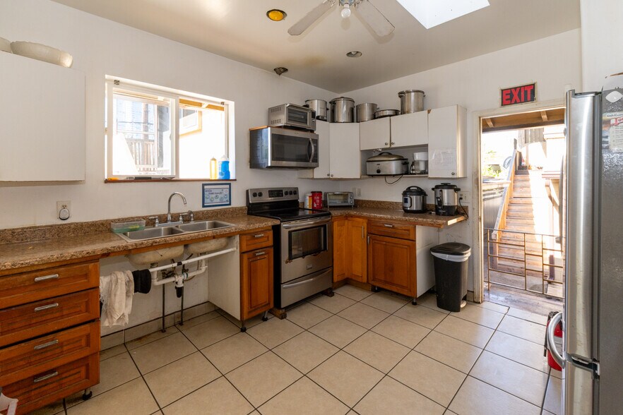 More Photos Of 904 Piikoi St, Honolulu Apartments For Sale