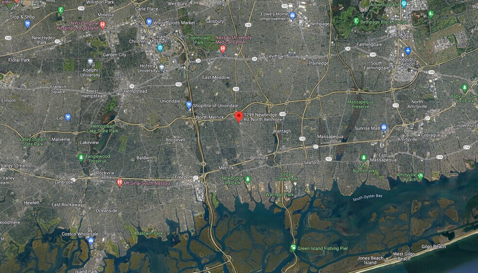 More Photos Of 1298 Newbridge Rd, North Bellmore Office For Sale