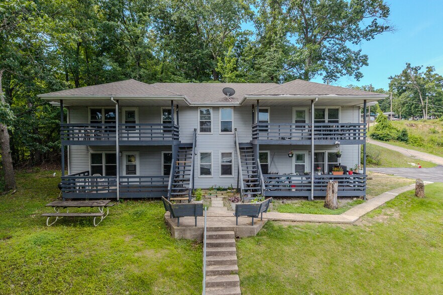 More Photos Of 2399 Twin Rivers Pt, Camdenton Trailer Camper Park For Sale