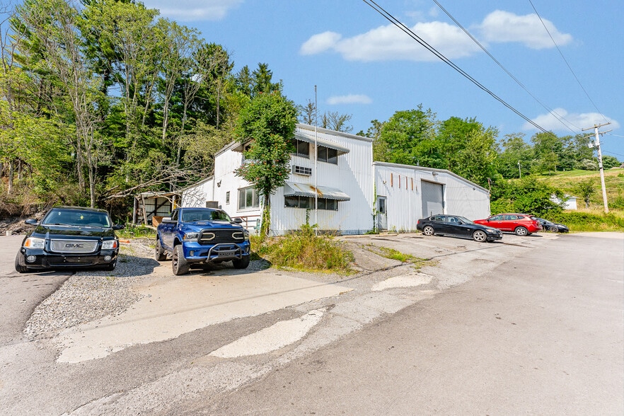 More Photos Of 25 Opal Dr, Fairmont Warehouse For Sale