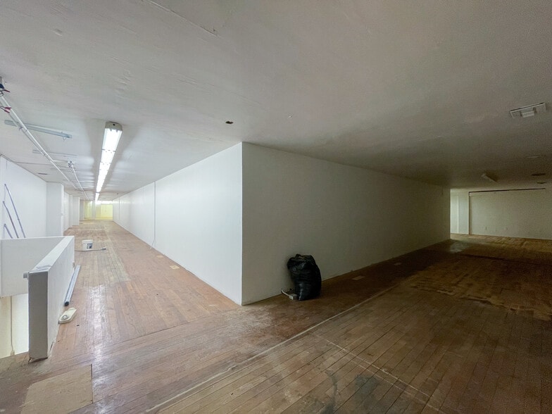 More Photos Of 2700 N Broadway, Los Angeles Freestanding For Lease