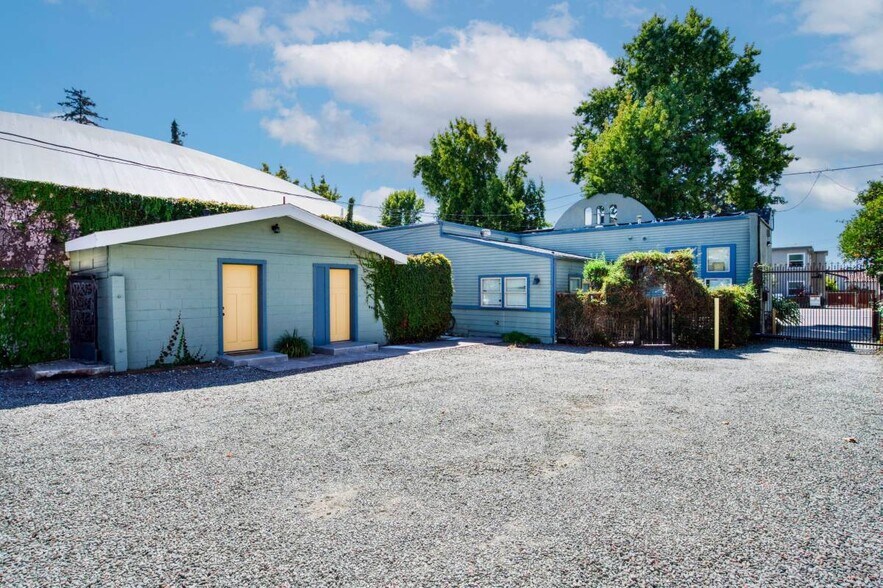 More Photos Of 5666 Telegraph Ave, Oakland Office For Sale