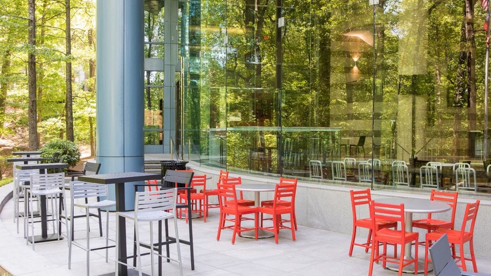 More Photos Of 2500 Windy Ridge Pky SE, Atlanta Office For Lease