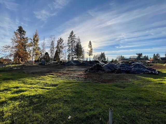 More Photos Of 1573 Bille Rd, Paradise Land For Sale
