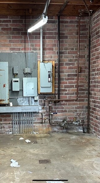 More Photos Of 2532 Baldwick Rd, Pittsburgh Specialty For Sale