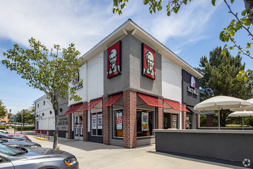 More Photos Of 1893-1995 W Malvern Ave, Fullerton Unknown For Lease