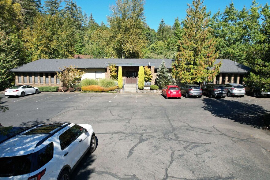 More Photos Of 3395 SW Garden View Ave, Portland Office For Sale
