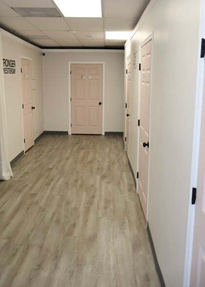 More Photos Of 13555 Automobile Blvd, Clearwater Medical For Lease