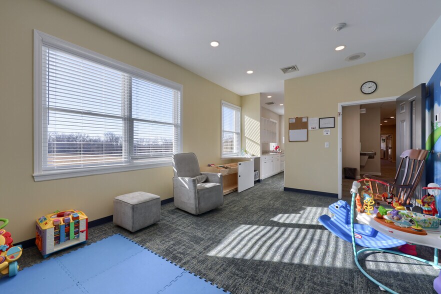 More Photos Of 121 Walnut Hill Rd, Millersville Religious Facility For Sale
