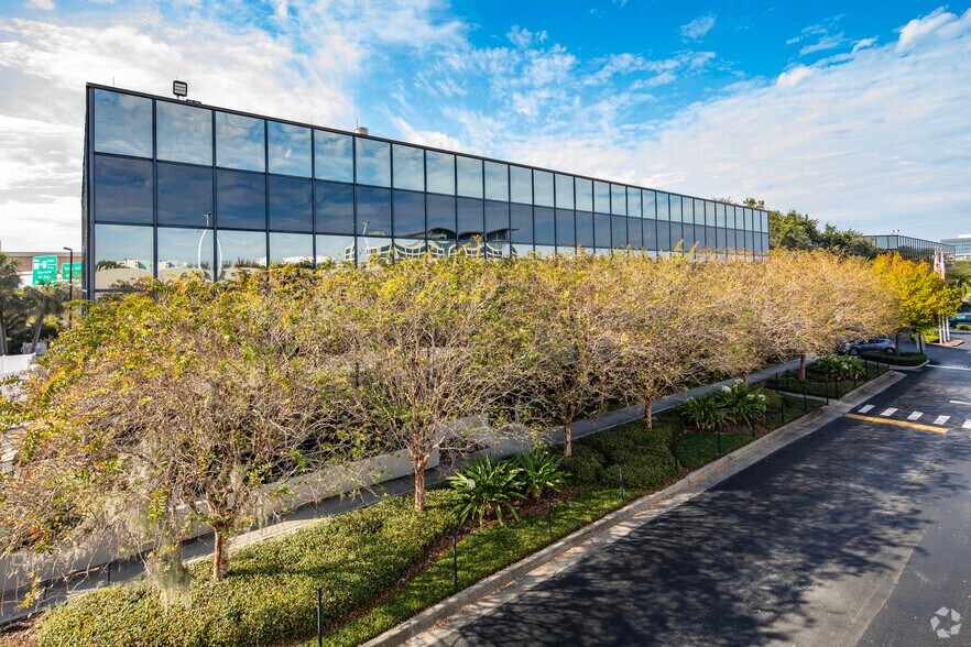 More Photos Of 3501 E Frontage Rd, Tampa Office For Lease