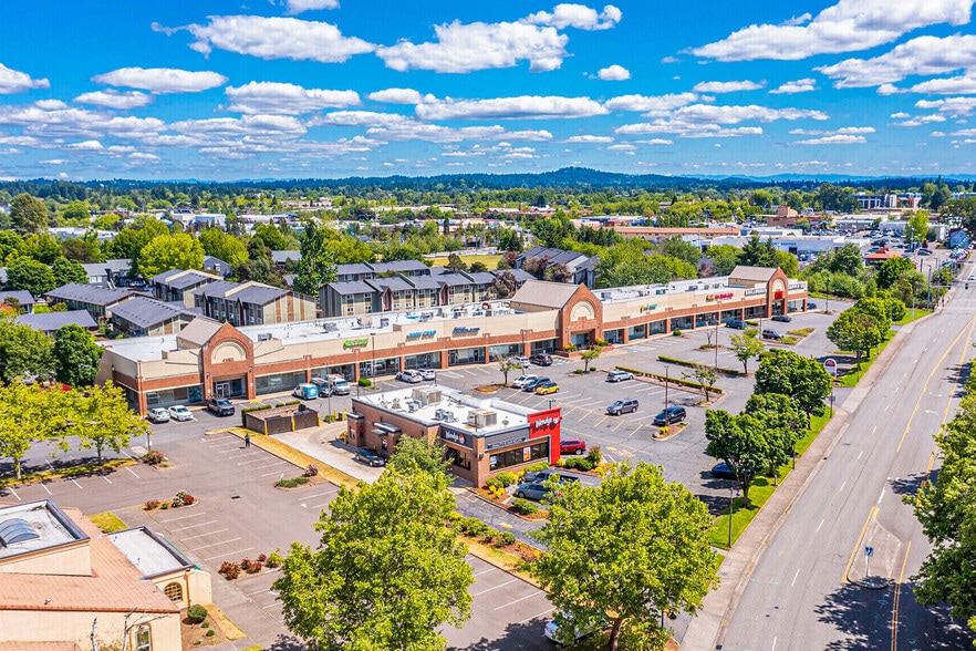 More Photos Of 3700-3850 SW Hall St, Beaverton General Retail For Lease