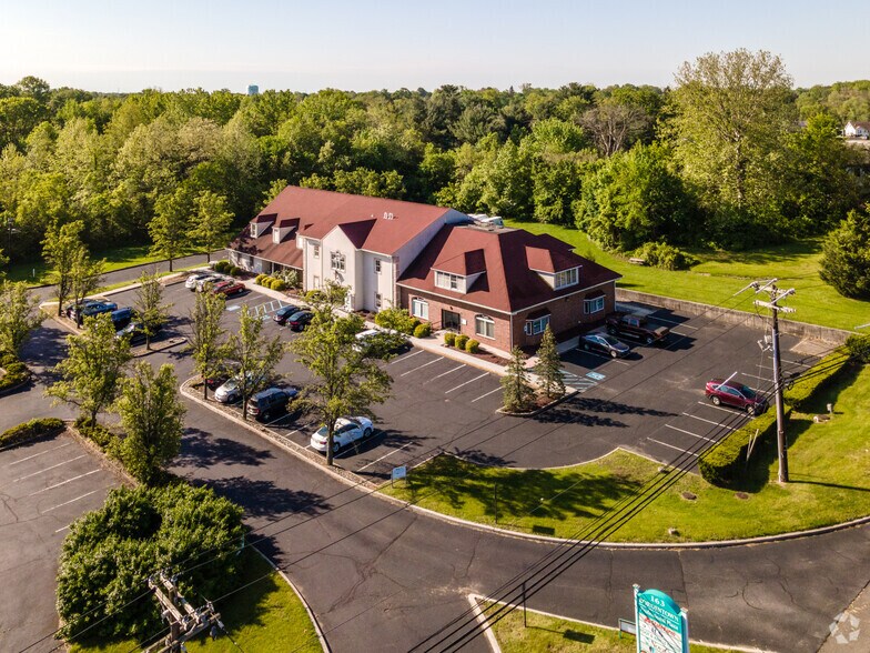 More Photos Of 163 N Rt 130, Bordentown Unknown For Lease