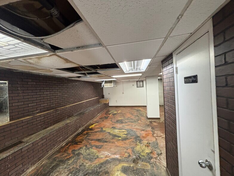 More Photos Of 309 E 37th St, New York Apartments For Lease