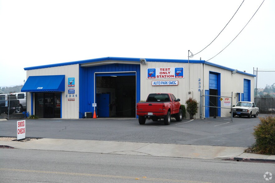 More Photos Of 2336-2338 Auto Park Way, Escondido Service For Lease
