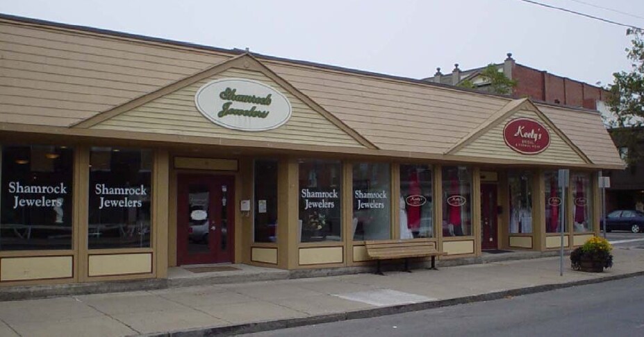 More Photos Of 33 Oswego St, Baldwinsville Storefront Retail Office For Lease