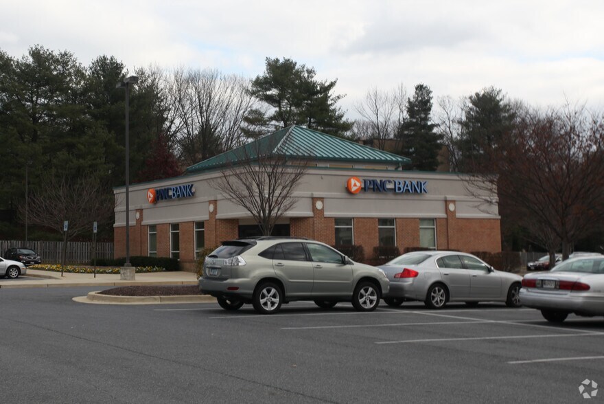 More Photos Of 4611-4701 Sangamore Rd, Bethesda Unknown For Lease