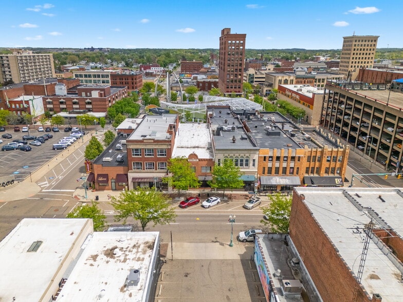 More Photos Of 324 Cleveland Ave, Canton Office For Sale