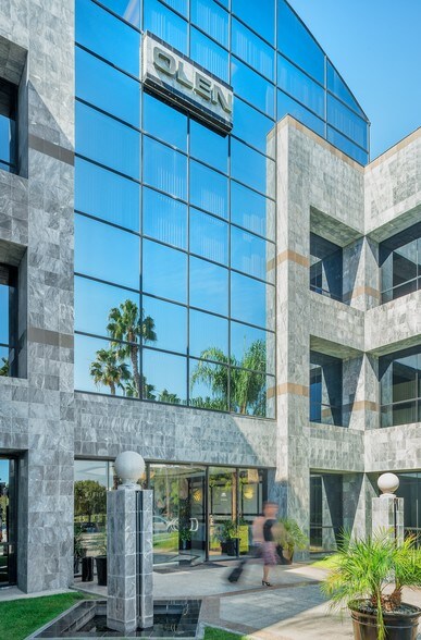 More Photos Of 20 Corporate Park, Irvine Office Residential For Lease
