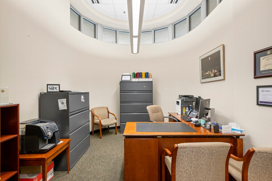 More Photos Of 6745 Sierra Center Pky, Reno Office For Sale