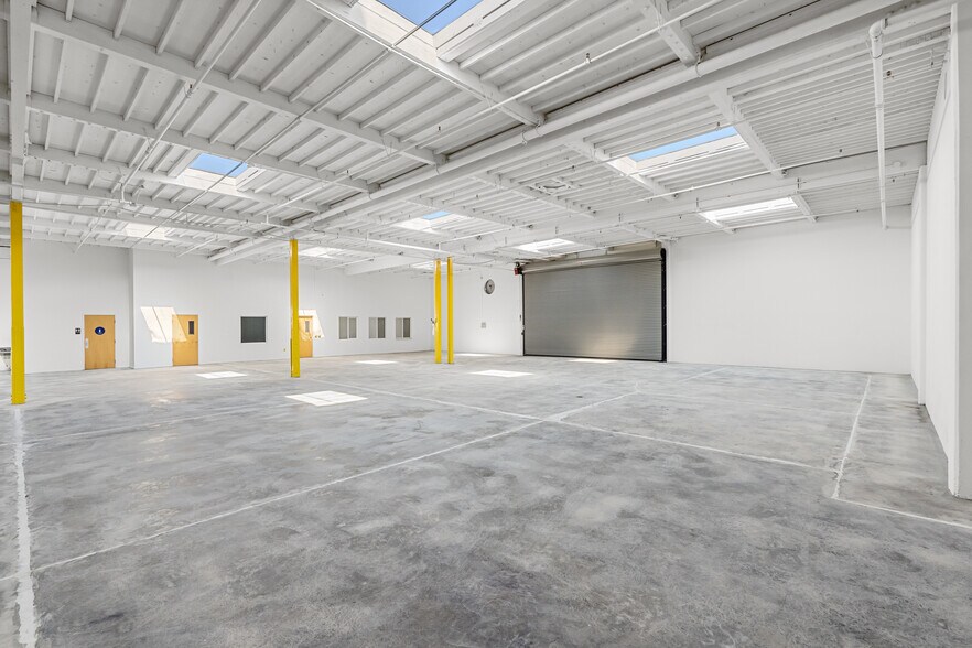 More Photos Of 161 Starlite St, South San Francisco Warehouse For Sale