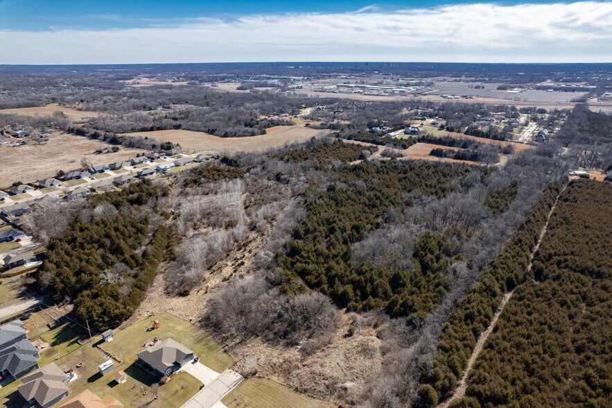 More Photos Of NW 37th St, Topeka Land For Sale
