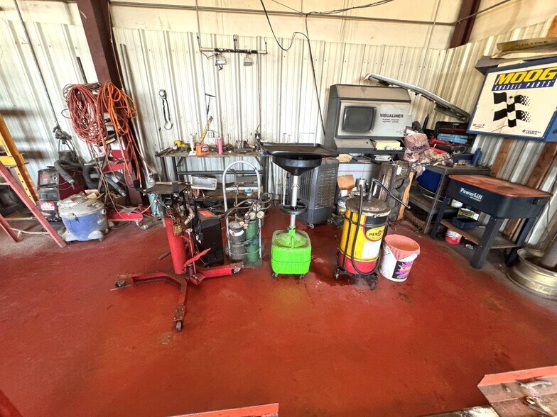 More Photos Of 2841 Old Franklin Tpke, Rocky Mount Auto Repair For Sale