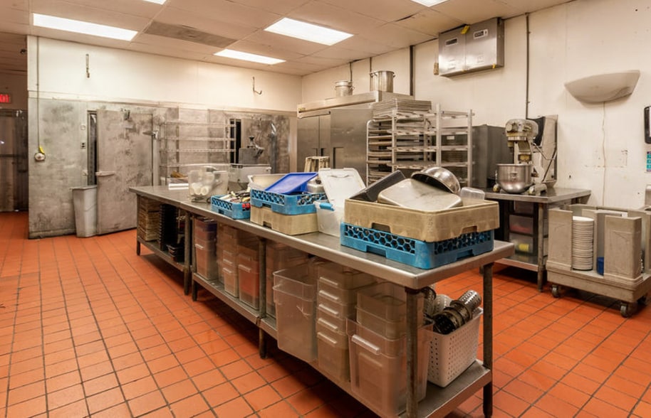 More Photos Of 2775 Lee Hwy, Troutville Restaurant For Sale