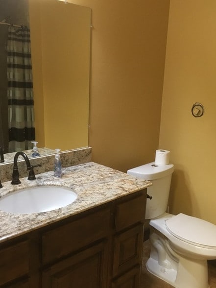 More Photos Of 920 E Main St, Mesa Office For Lease