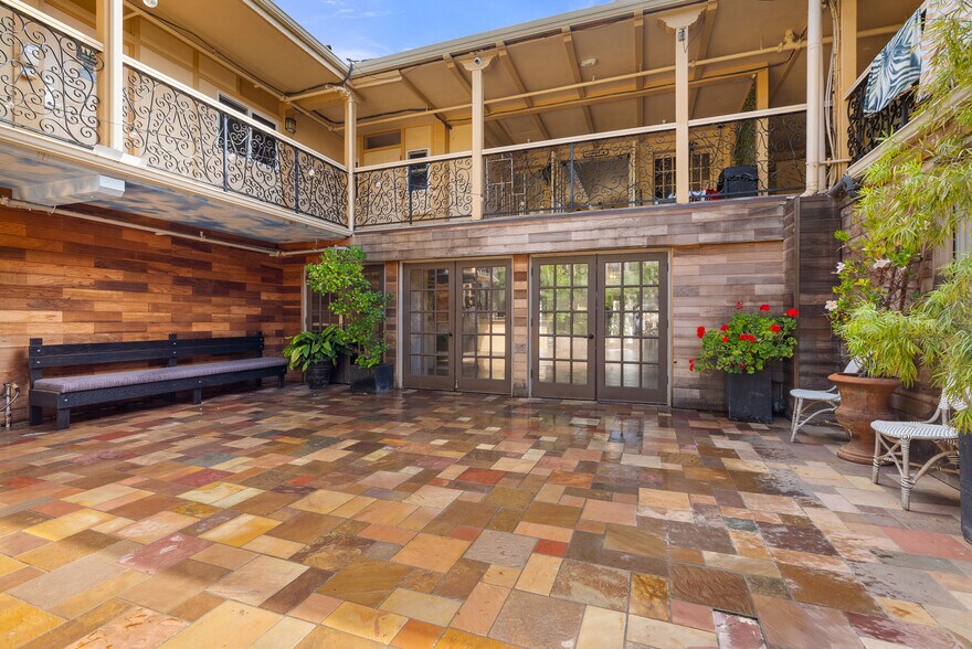 More Photos Of 690-696 S Coast Hwy, Laguna Beach, Laguna Beach Hotel For Sale
