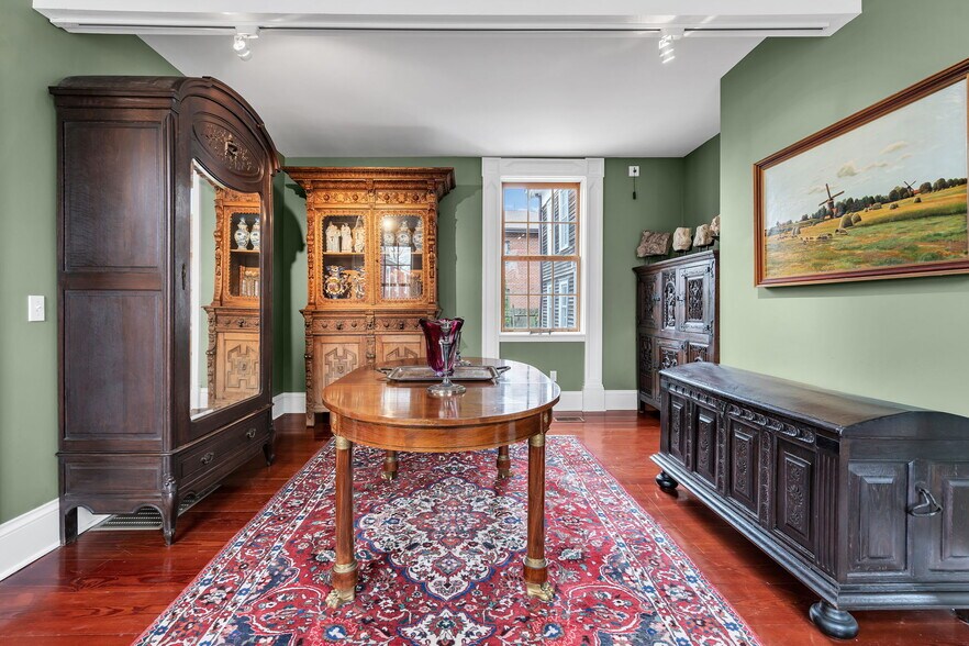 More Photos Of 137 Stockton St, Hightstown Flex For Sale
