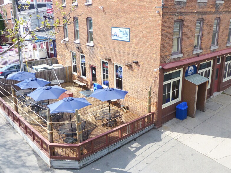 More Photos Of 41-43 Fall St, Seneca Falls Bar For Lease