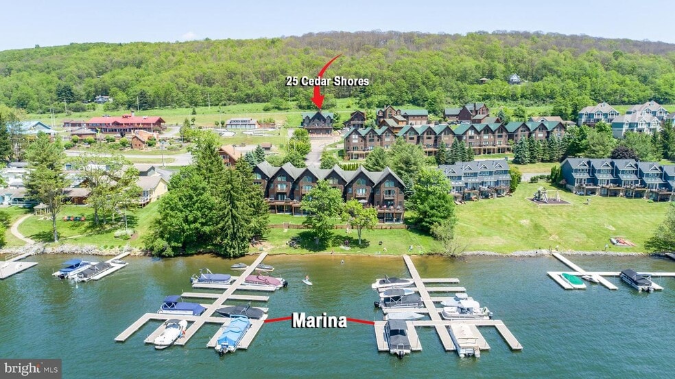 Primary Photo Of 25 Cedar Shores dr, Mchenry Marina For Sale