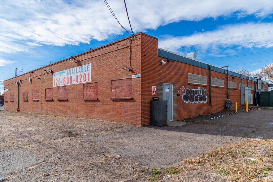 More Photos Of 1001 W Center Ave, Denver Warehouse For Sale